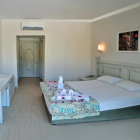 Dickman Elite Hotel Sidé